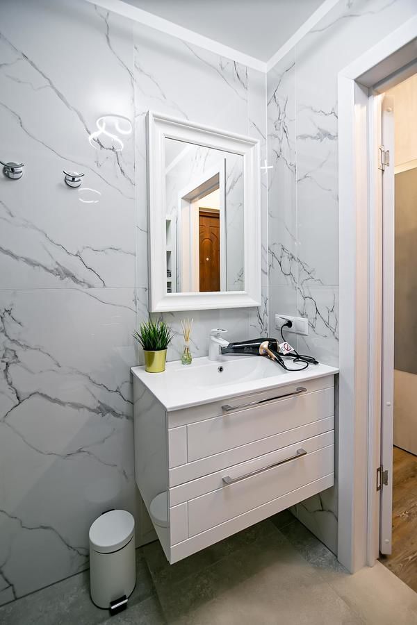 Апартаменты Owls Hill Apartment Каунас